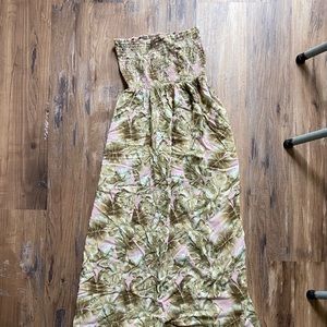 Dress, very flowy and comfy